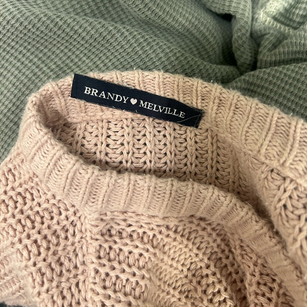 Brandy Melville Pink Bronx Sweater - Picture 5 of 6